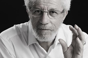 الناقد المغربي محمد بنّيس في ضيافة مركز الشيخ إبراهيم الإثنين المقبل