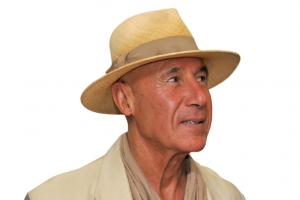 ﻿بهْرَم لم يأتِ مُكمَّماً... جاء فرحاً منفتحاً