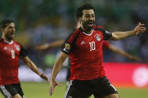 الوجوه الجديدة شعار النهائي الأفريقي بين مصر والكاميرون