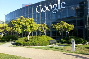 'غوغل' تتجاوز 'أبل' لتتصدر قائمة أكثر العلامات التجارية قيمة