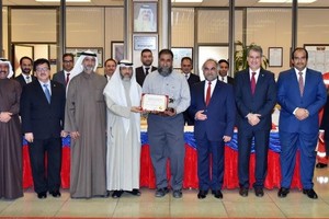 'جيبك' تكرم خالد جناحي بلقب الموظف المثالي