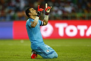 عصام الحضري أكبر اللاعبين سنا في تاريخ المباريات النهائية لأمم أفريقيا