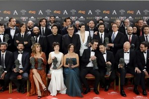 بالصور: جوائز غويا تكافئ فيلمي 'غضب رجل صبور' و'دقائق بعد منتصف الليل' 