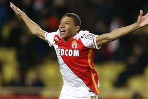 فينغر يراقب 'هنري الجديد' مع موناكو ويتحسر على عدم ضم كانتي