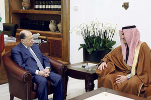 الوزير السعودي السبهان يبلغ عون بتعيين سفير جديد للسعودية في بيروت