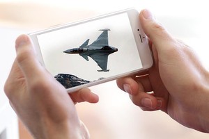 في السويد.. احذر من تصوير المقاتلات الحربية