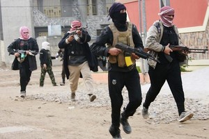 'داعش' يحرق 10 مدنيين لتعاونهم مع القوات العراقية بالمحور الجنوبي للموصل