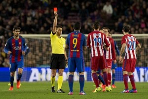 الاتحاد الاسباني يزيد عقوبة ايقاف سواريز