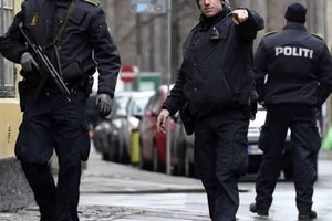الإدعاء الدنماركي يتهم فتاة مراهقة بالإرهاب