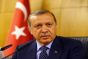 أردوغان يصادق على التعديل الدستوري الذي يعزز صلاحياته
