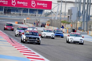 سلمان بن عيسى وفقيهي يتبادلان الفوز في تحدي الحلبة والنعيمي والشمري يسيطران على الدراجات النارية