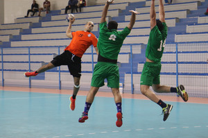 بالصور... الدير يحقق اول فوز في دوري اليد على حساب البحرين