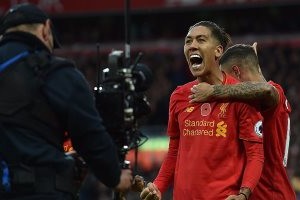 احتفال برازيلي بعودة انتصارات ليفربول