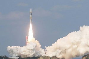 كوريا الشمالية تطلق صاروخا بالستيا وواشنطن وسيول وطوكيو تطلب اجتماعا عاجلا لمجلس الامن