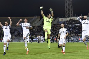 بالفيديو... هيغواين يقود يوفنتوس الى تعزيز موقعه في الصدارة