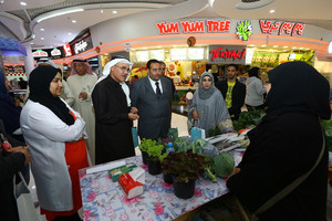 محافظ الشمالية يشيد بفكرة مهرجان فيتامين 'د' الصحي بمجمع سار