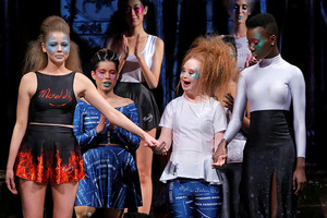 عارضة أزياء تعاني من متلازمة داون تدشن خط أزياء خاصا بها في نيويورك