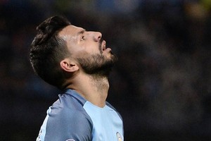 أغويرو يقرر الرحيل عن مانشستر سيتي في الصيف القادم