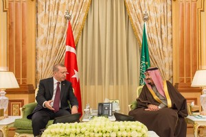 أردوغان يبحث مع قادة السعودية 'محاربة الارهاب' عشية محادثات سورية