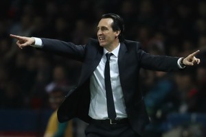 مدرب سان جيرمان يحذر من الإفراط في الثقة رغم الفوز الكبير على برشلونة