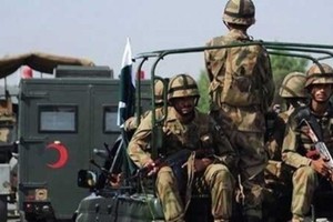 مقتل مالايقل عن إرهابيين في اشتباكين مع قوات الأمن الباكستانية