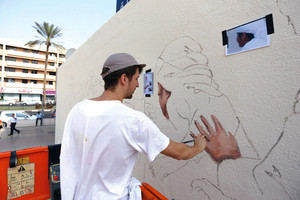 جداريات تحول وسط دبي إلى 'متحف مفتوح'