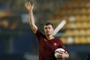 بالفيديو... دزيكو بعد ثلاثيته في شباك فياريال: ليست مفاجأة... أنا دائما أسجل الأهداف