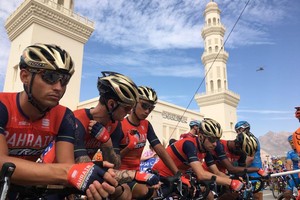 فيسكونتي وغيرمي بين الستة الأوائل في مرحلة 'الكوين' لطواف عمان