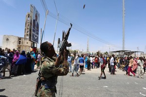 39 قتيلا و50 مصابا في تفجير انتحاري بالعاصمة الصومالية