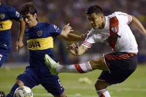 ثلاث مؤسسات إعلامية ضخمة تتنافس على حقوق البث التليفزيوني للدوري الأرجنتيني