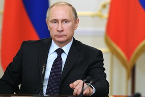 الكرملين: من السابق لأوانه اتخاذ بوتين لقرار بشأن ترشحه في انتخابات 2018