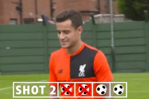 بالفيديو.. كوتينيو يفشل في محاكاة هدف ستيفن جيراد بدوري الأبطال