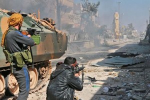 الجيش التركي يؤكد السيطرة الكاملة على الباب السورية