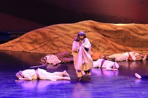 أوبرا عنتر وعبلة على خشبة مسرح البحرين الوطني في أولى حفلات 'ربيع الثقافة'