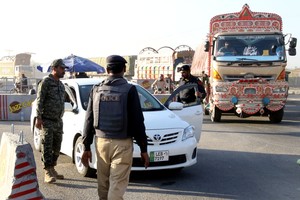 أفغانستان: استدعاء السفير الباكستاني احتجاجاً على مقتل 4 أطفال في قصف