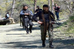 مقاتلون في المعارضة السورية يقولون إنهم اشتبكوا مع قوات الحكومة في الشمال