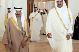 بالصور... رئيس الوزراء يستعرض مع أمير قطر دفع مجالات التعاون بين البلدين نحو آفاق أرحب  