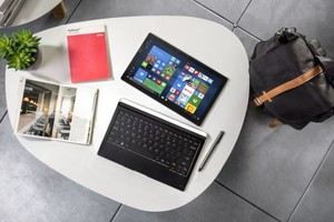 'ألكاتل' تكشف عن الحاسب الهجين 'Plus 12' يدعم شبكات 4G