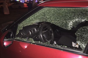 'وعد': تخريب عدد من السيارات في مواقف الجمعية 