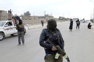 قوات كردية تسيطر على منشأة نفط لمطالبة بغداد ببناء مصفاة