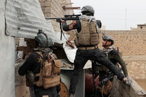 اشتباكات بين جماعتين كرديتين متنافستين في سنجار بالعراق