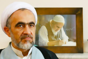 بتدخل من خامنئي... 'عفو' مشروط عن نجل آية الله منتظري