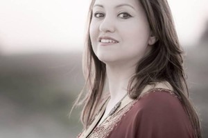 الرائعة سونيا مبارك في حوار مع الموسيقى والكلمة بمركز الشيخ إبراهيم