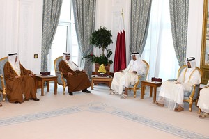 خلال لقائه أمير قطر... ولي العهد: التواصل الحيوي بين الأشقاء مرتكزٌ هام للتكامل بين دول المجلس