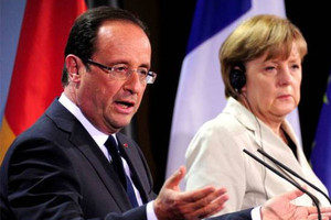 قمة رباعية بفرنسا لميركل وأولاند وراخوي وجينتلوني لبحث مستقبل الاتحاد الأوروبي