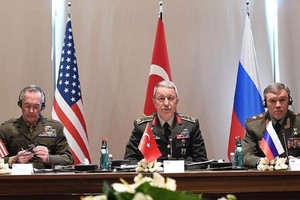  ‏رؤساء أركان تركيا وأميركا وروسيا بحثوا آخر تطورات محاربة التنظيمات الإرهابية في بسورية