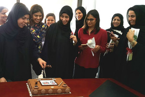 بالصور... نقابة العاملين بشركة أحمد منصور العالي تحتقل باليوم المرأة العالمي