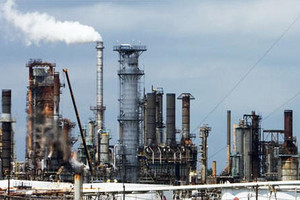 الإمارات تعتزم خفض انتاجها النفطي بأكثر من 139 ألف برميل يوميا في مارس وأبريل