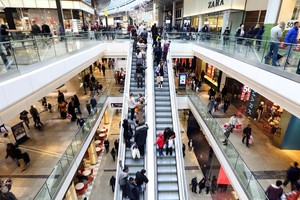 المتاجر البريطانية تشهد أسوأ انخفاض في مبيعاتها منذ 2009