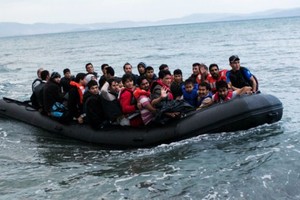 منظمات للدفاع عن الحقوق المدنية تقدم طعناً جديداً في مرسوم ترامب حول الهجرة